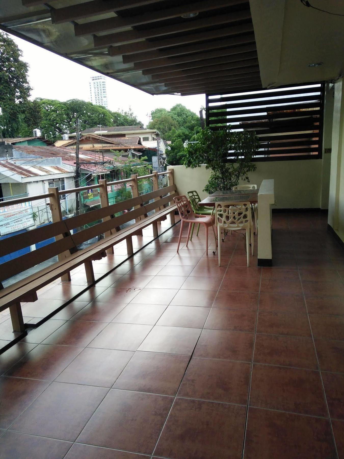 Goland Pension House Cebu Exterior foto